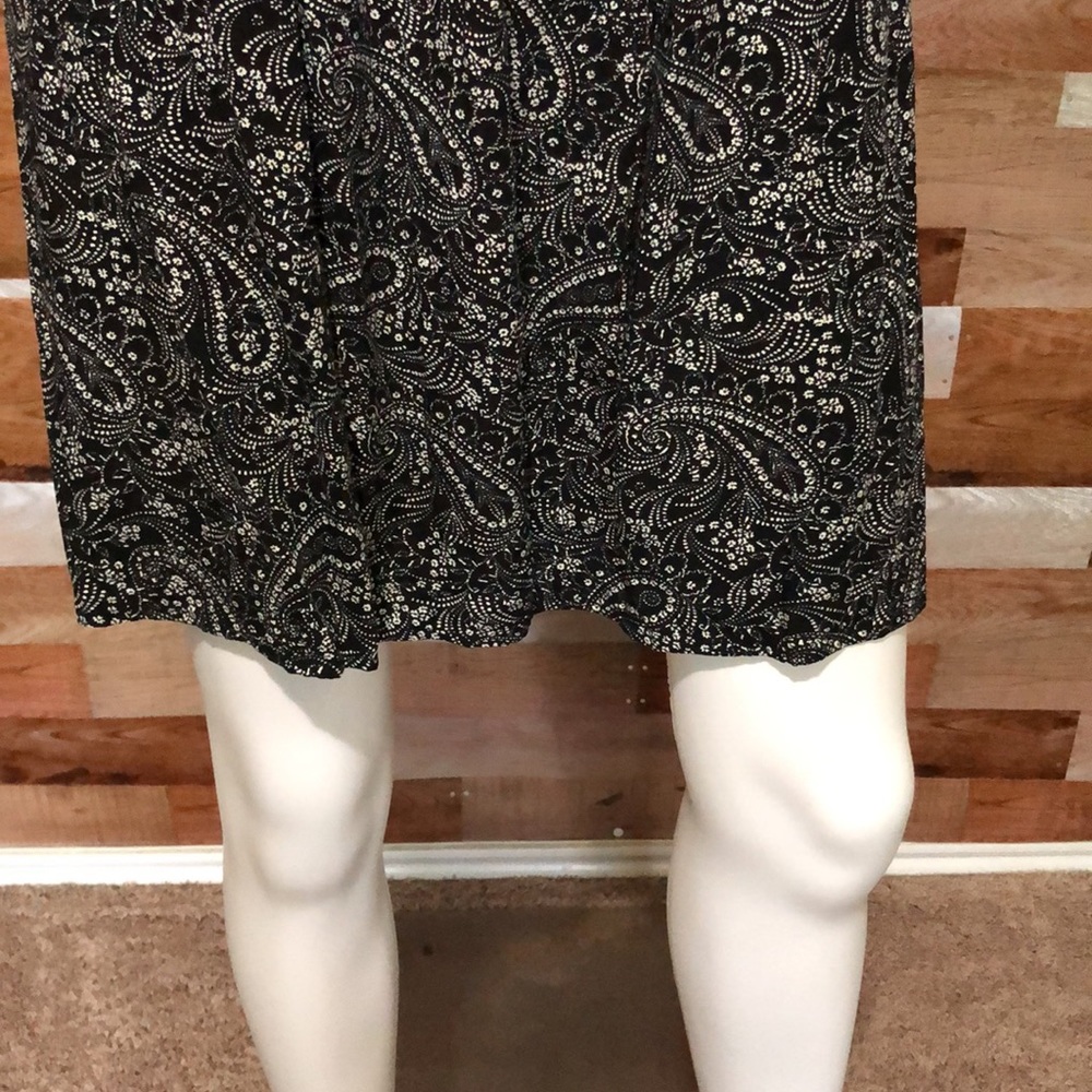 Old Navy paisley dress - Picture 6 of 11
